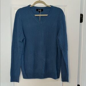 Classic Blue V-Neck cashmere Sweater - Quince